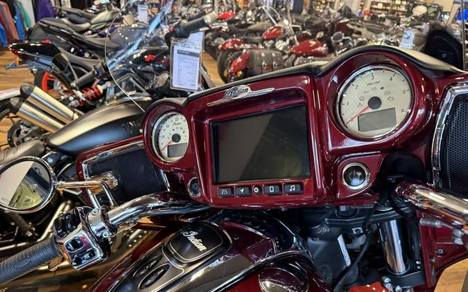 2020 Indian Motorcycle® Roadmaster® Burgundy Metallic