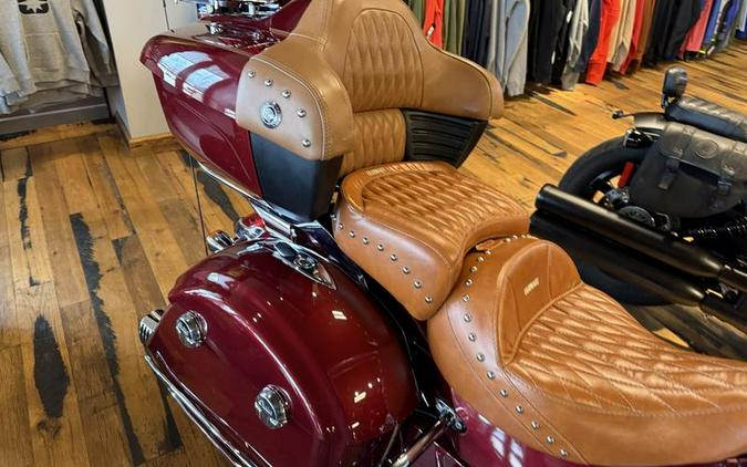 2020 Indian Motorcycle® Roadmaster® Burgundy Metallic