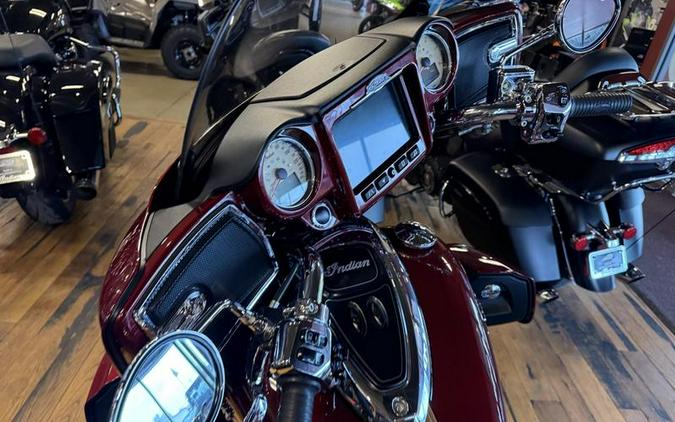 2020 Indian Motorcycle® Roadmaster® Burgundy Metallic