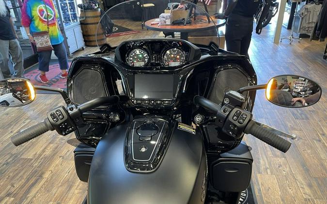 2026 Indian Pursuit Dark Horse 112 W/ Powerband Audio Black