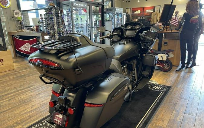 2026 Indian Pursuit Dark Horse 112 W/ Powerband Audio Black