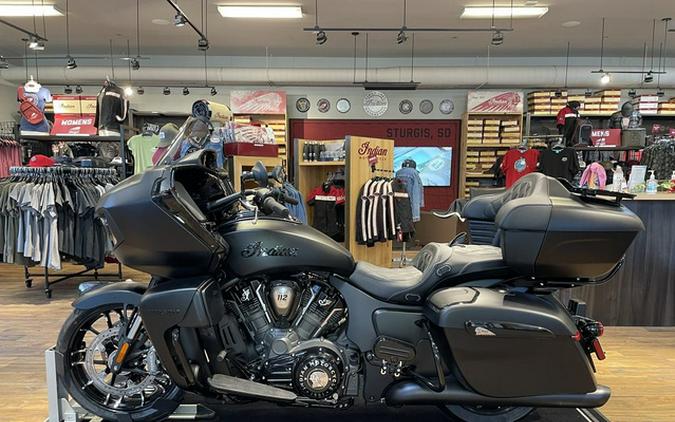 2026 Indian Pursuit Dark Horse 112 W/ Powerband Audio Black