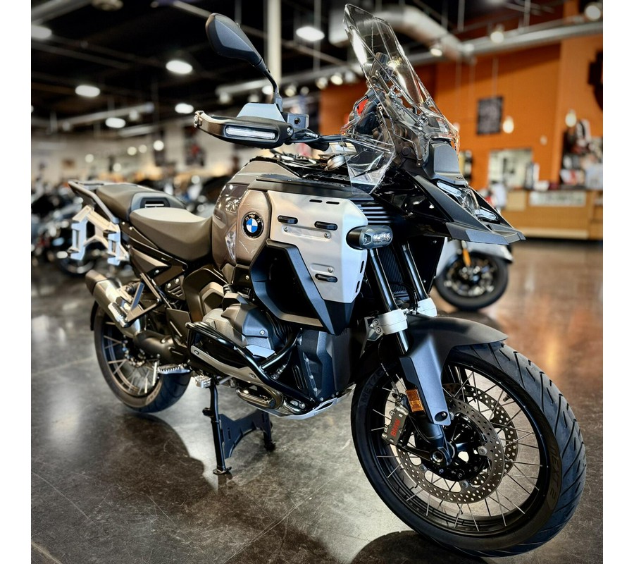 2026 BMW Motorrad R 1300 GS Adventure Blackstorm Metallic