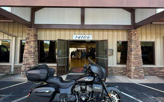 2026 Indian Motorcycle Roadmaster® Dark Horse® with PowerBand Audio Package