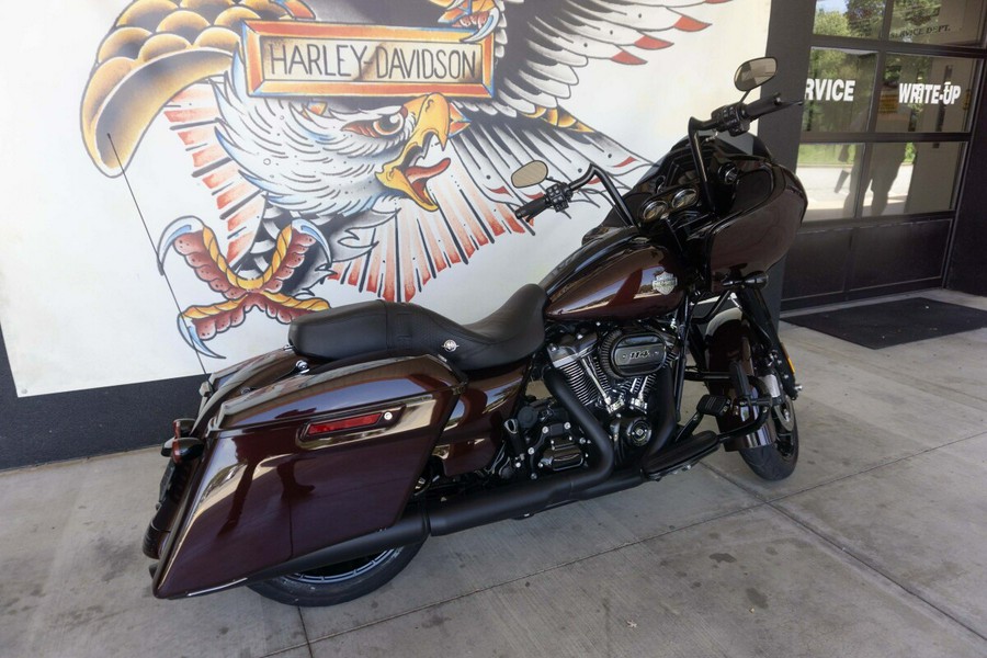 2021 Harley-Davidson Road Glide Special Midnight Crimson