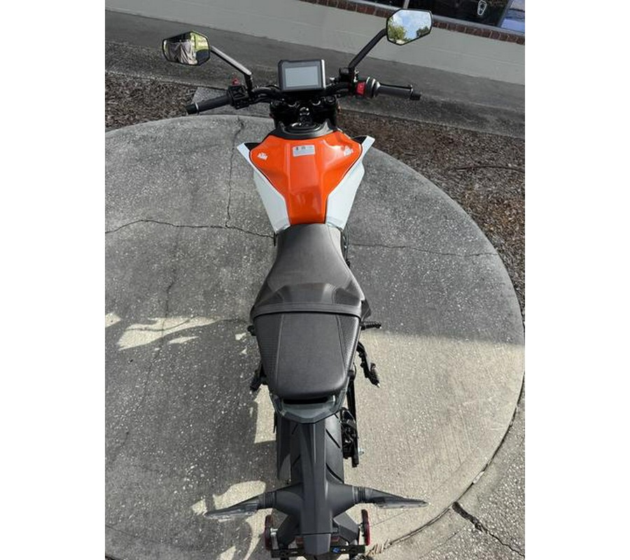2024 KTM 250 Duke
