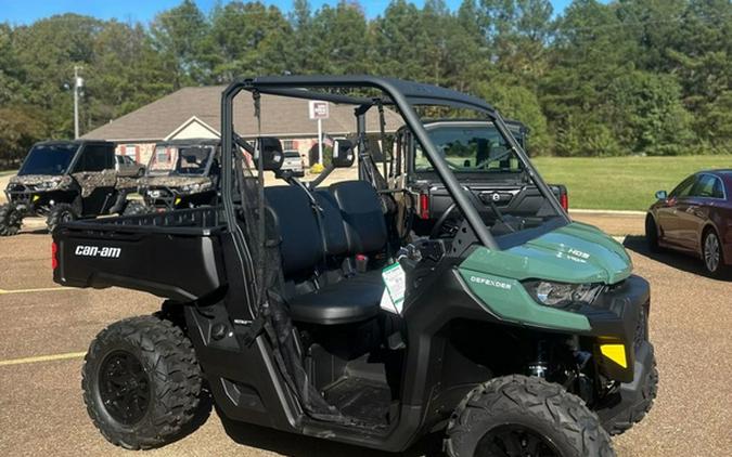 2025 Can-Am Defender HD9