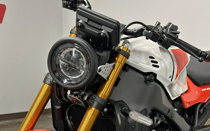 2025 Yamaha XSR 900