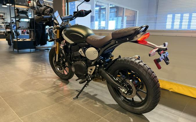 2025 Triumph Scrambler 400 X