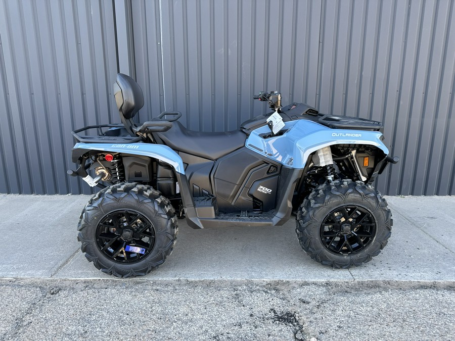 2026 Can-Am Outlander MAX XT 700