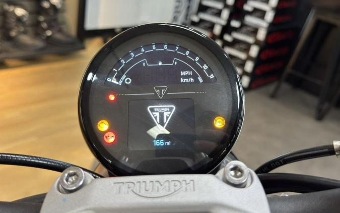 2024 Triumph Trident 660 Silver Ice/Diablo Red