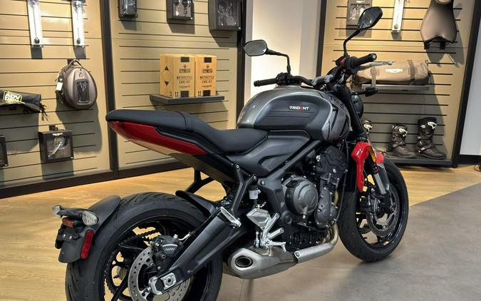 2024 Triumph Trident 660 Silver Ice/Diablo Red