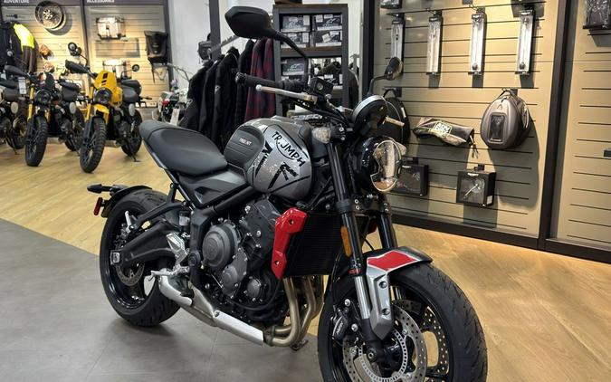2024 Triumph Trident 660 Silver Ice/Diablo Red