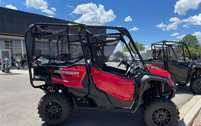 2024 Honda Pioneer 1000-5 Deluxe