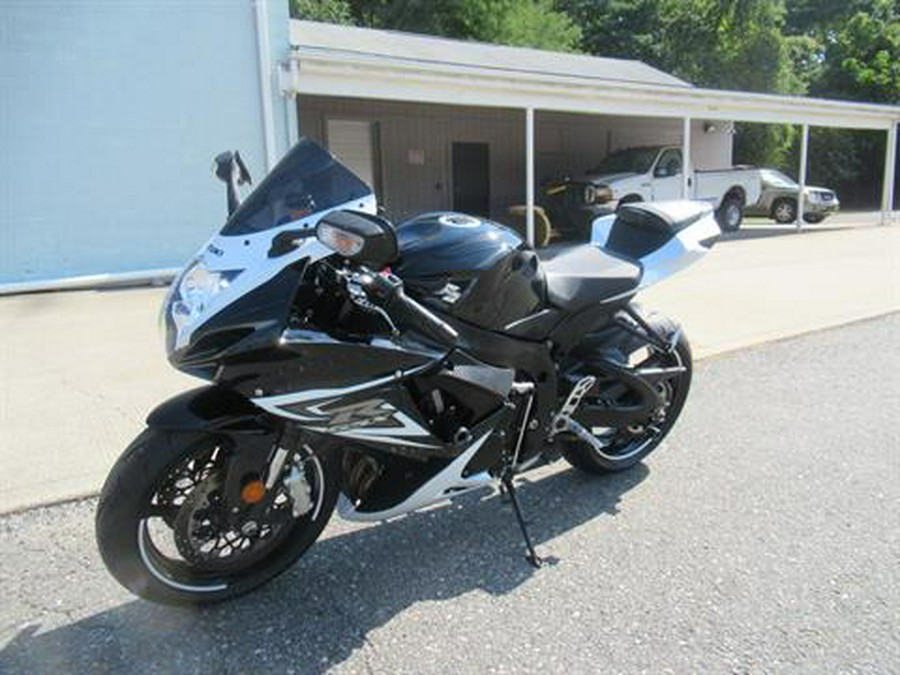 2014 Suzuki GSX-R600™