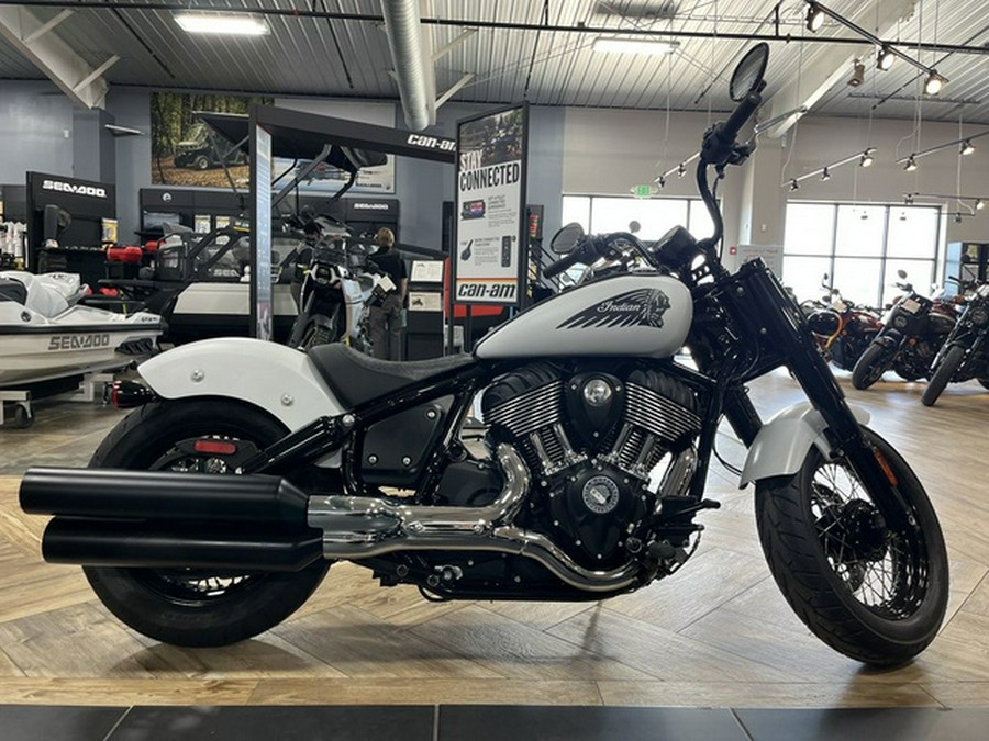 2024 Indian Chief Bobber ABS Ghost White Metallic Smoke