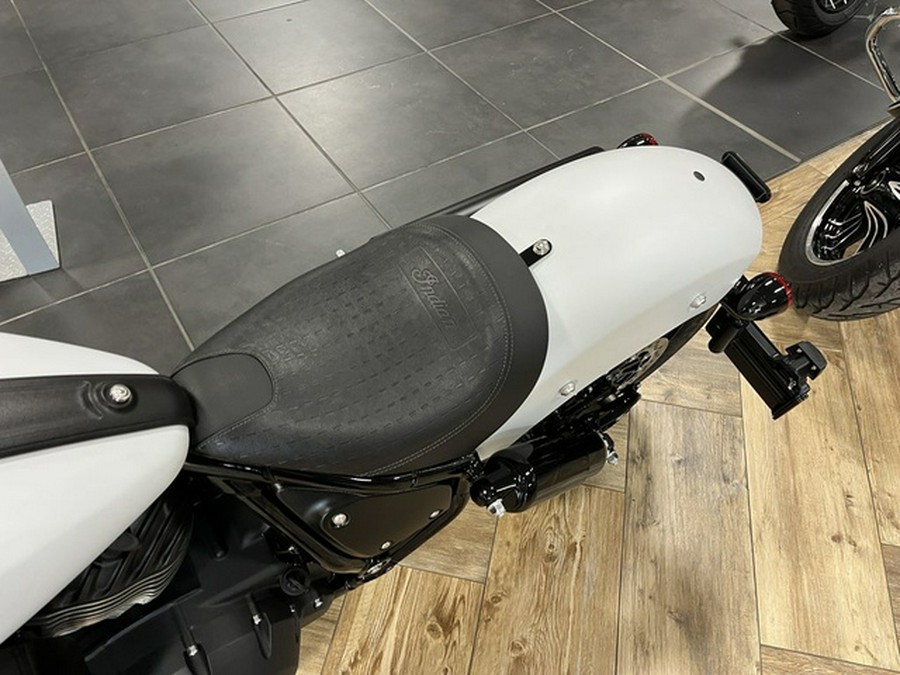 2024 Indian Chief Bobber ABS Ghost White Metallic Smoke