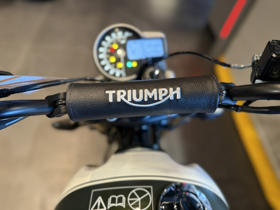 2025 Triumph Scrambler 400 X