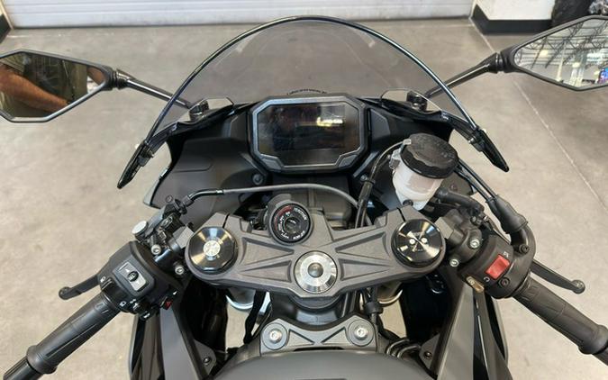 2025 Kawasaki Ninja ZX-6R ABS KRT Edition ABS KRT Edition