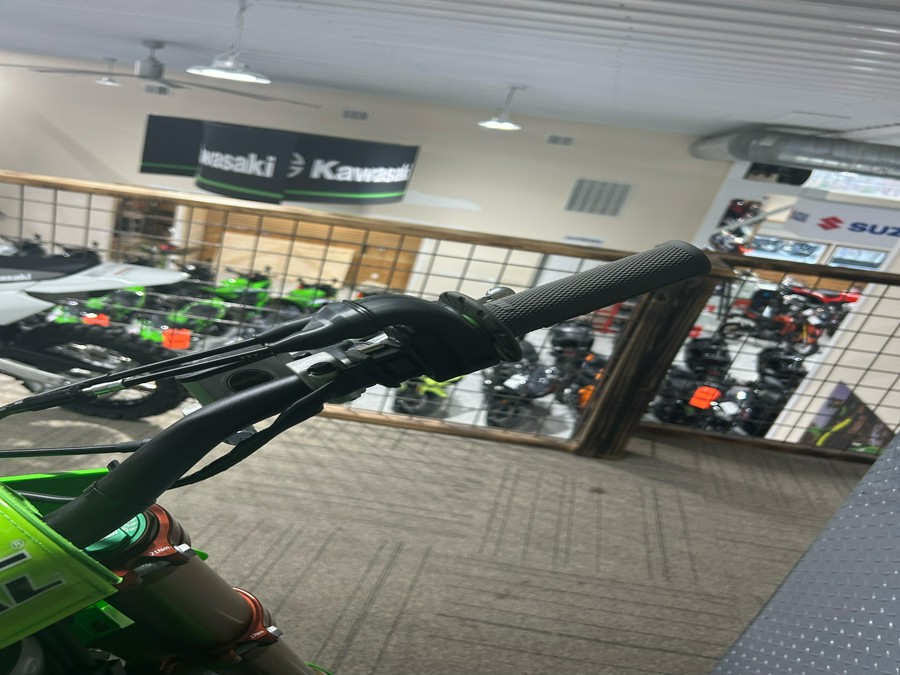 2026 Kawasaki KX™ 450SR
