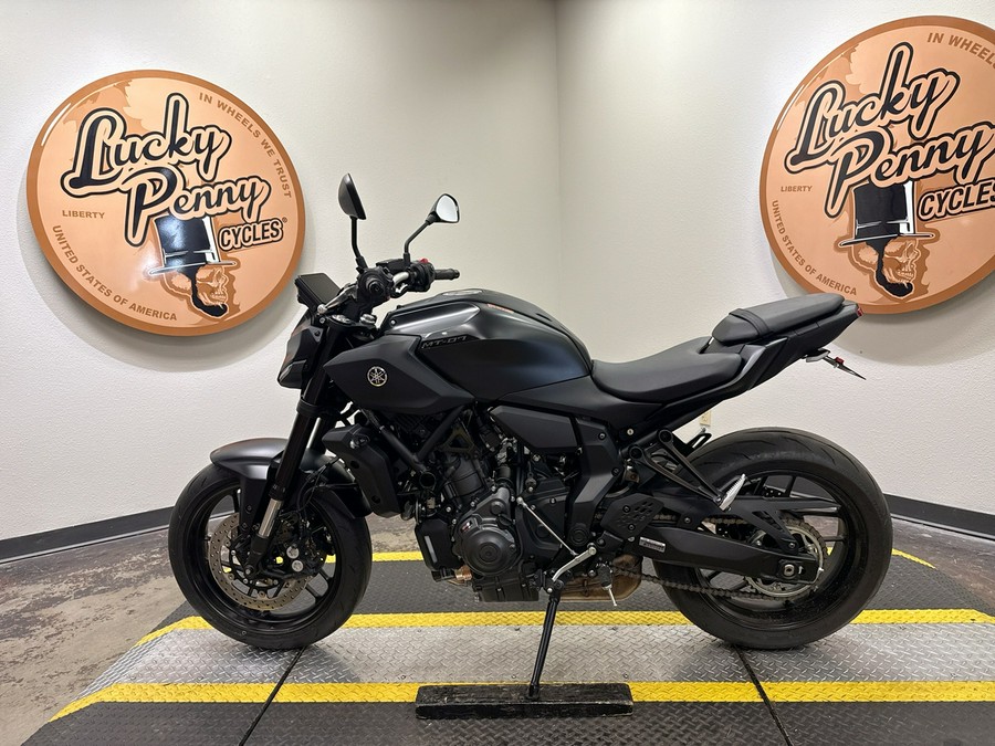 2025 YAMAHA MT 07
