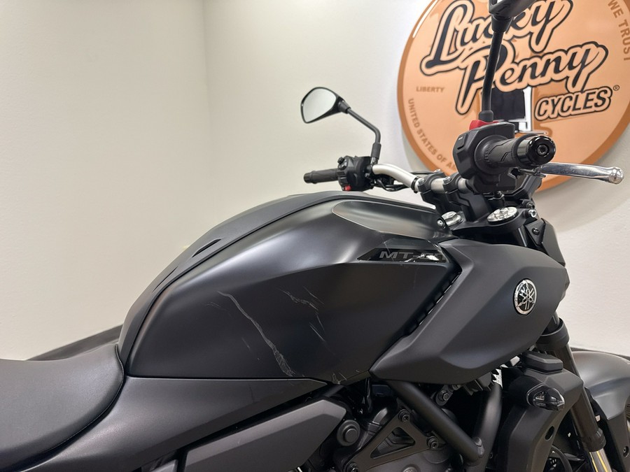 2025 YAMAHA MT 07