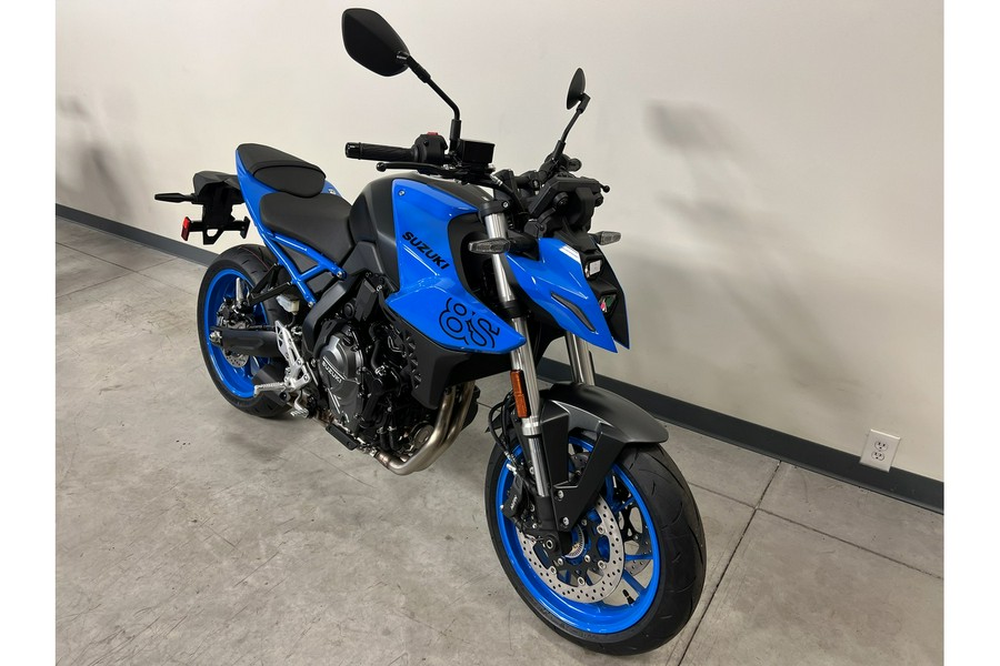 2024 Suzuki GSX-8S