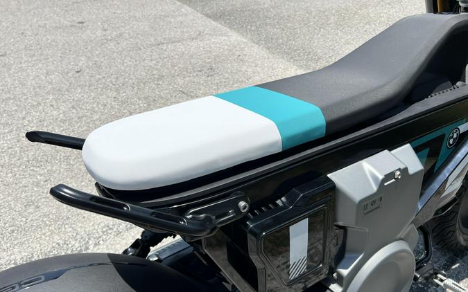 2025 BMW CE 02