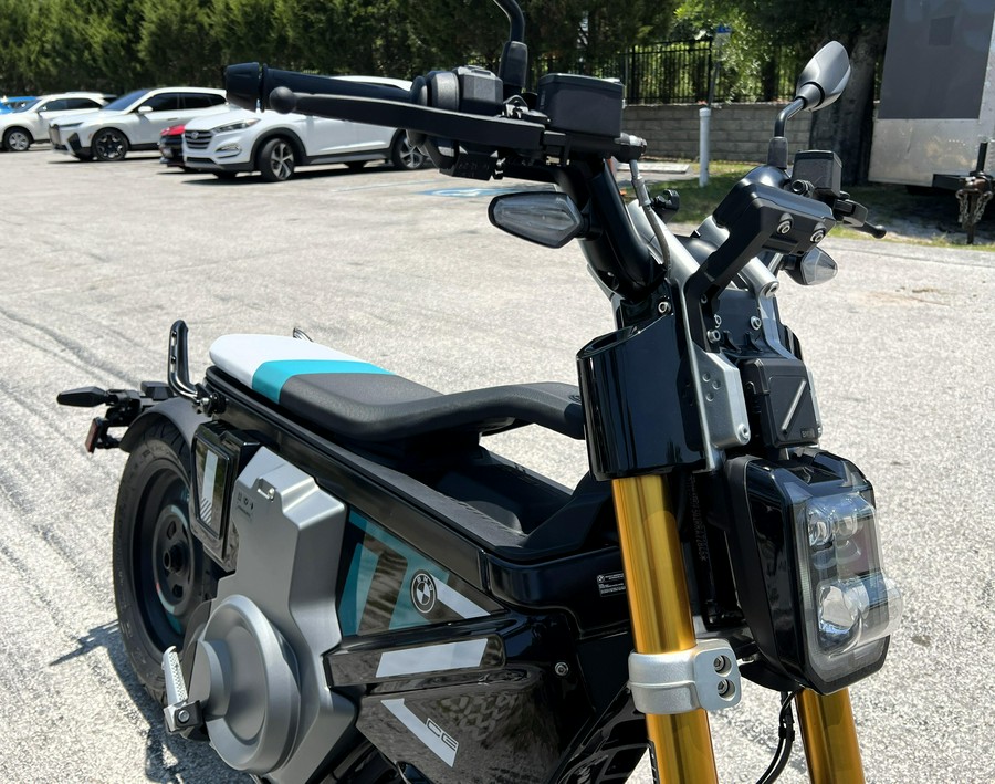 2025 BMW CE 02