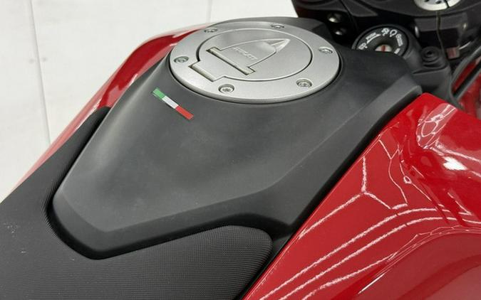 2023 DUCATI Hypermotard 950 Ducati Red