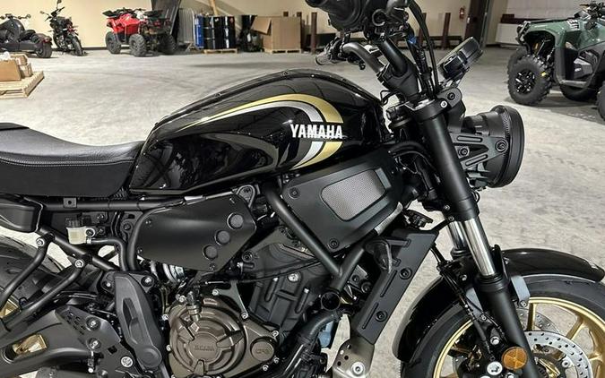 2024 Yamaha XSR700