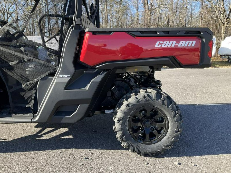 2024 Can-Am® Defender XT HD10