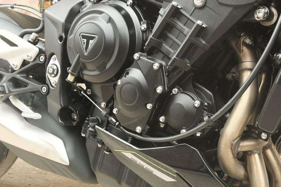 New 2025 Triumph Street Triple 765 RS