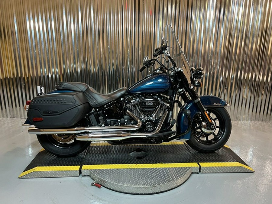 2020 Harley-Davidson FLHCS - Heritage Classic 114