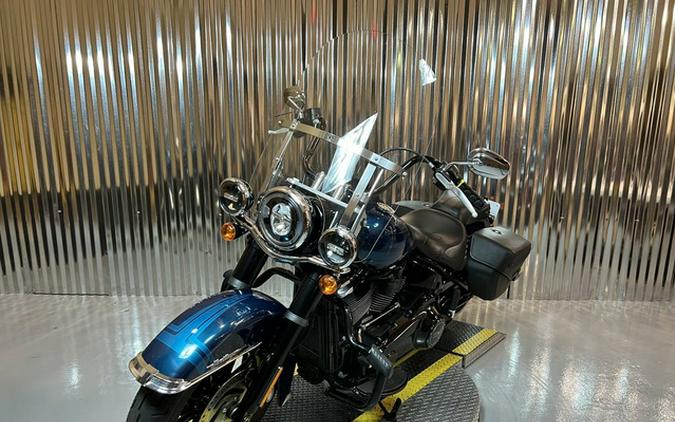 2020 Harley-Davidson FLHCS - Heritage Classic 114