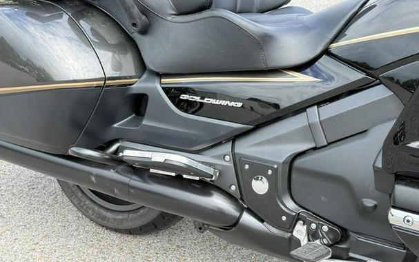 2016 Honda® Gold Wing Audio Comfort Navi XM Grey Metallic/Black