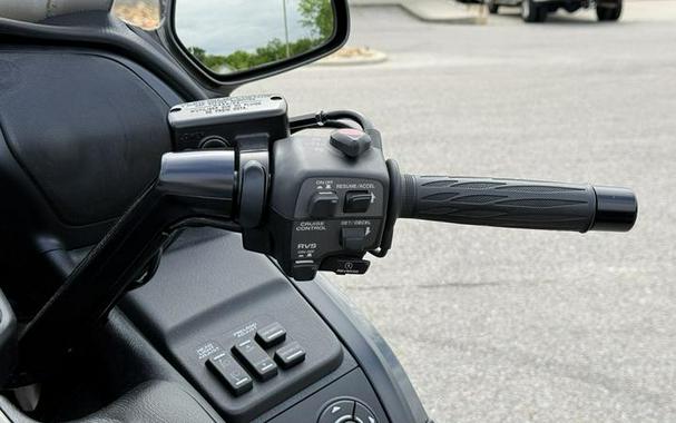 2016 Honda® Gold Wing Audio Comfort Navi XM Grey Metallic/Black