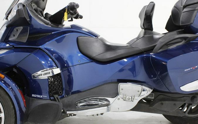 2016 Can-Am Spyder RT Limited 6-Speed Semi-Automatic (SE6)