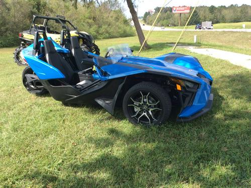 2020 Polaris Slingshot SL Review (17 Fast Facts on 3 Wheels)