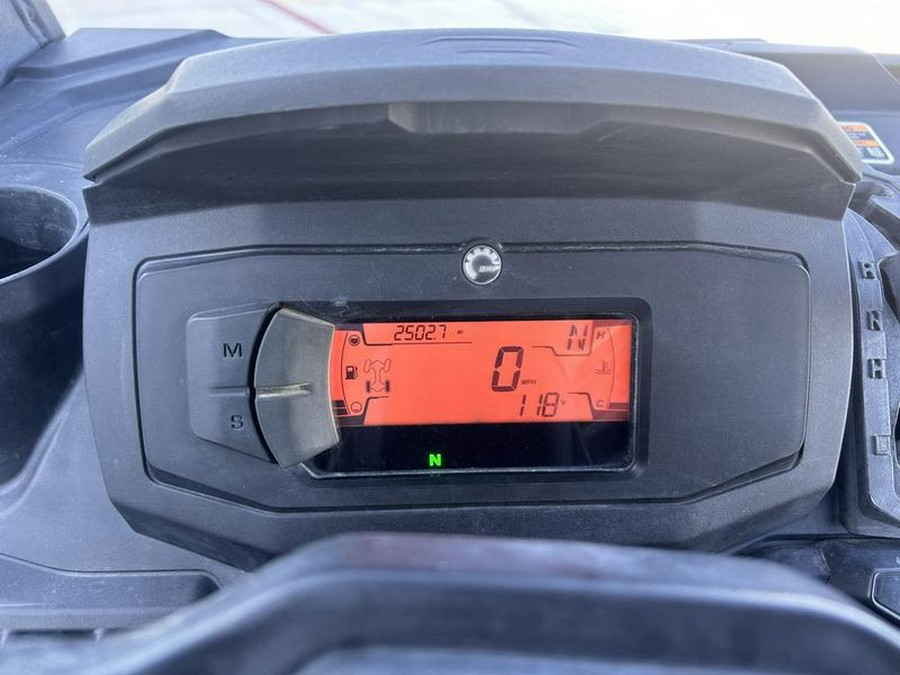 2023 Can-Am® Defender MAX XT HD10