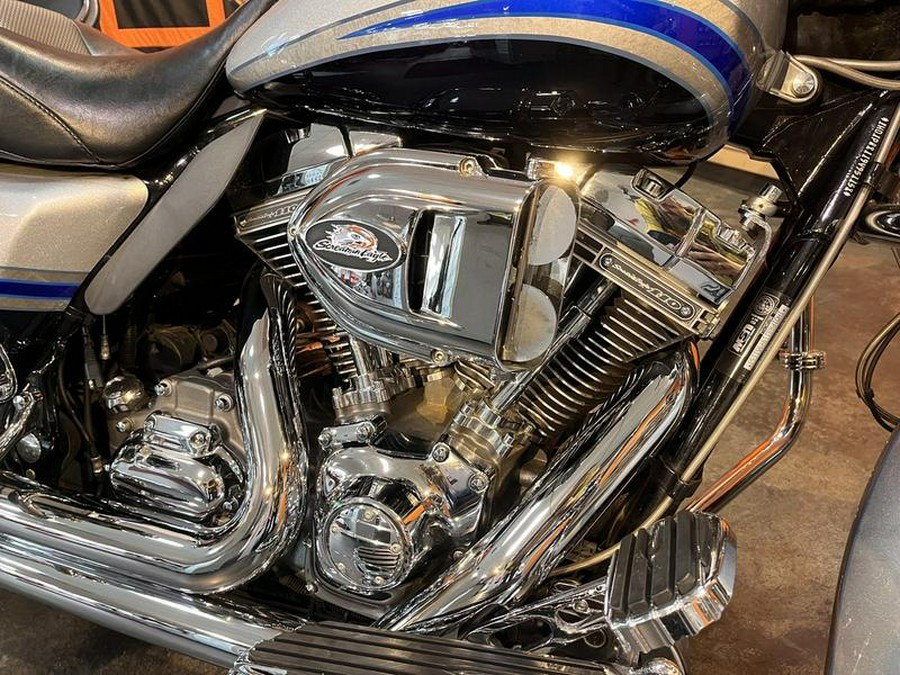 2009 Harley-Davidson® FLHTCUSE - CVO™ Ultra Classic® Electra Glide