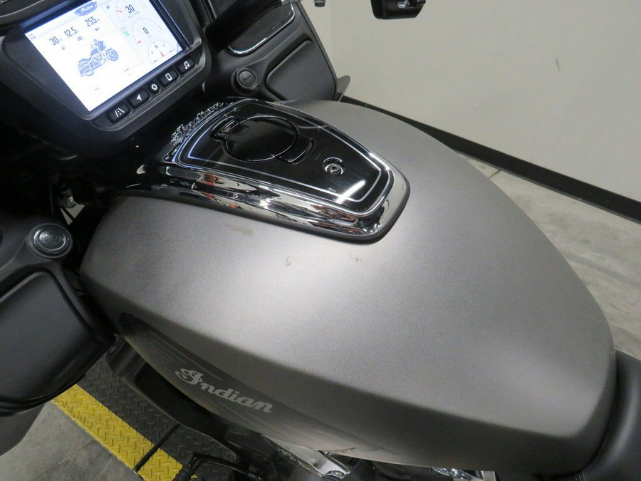 2023 Indian Motorcycle® Challenger® Titanium Smoke