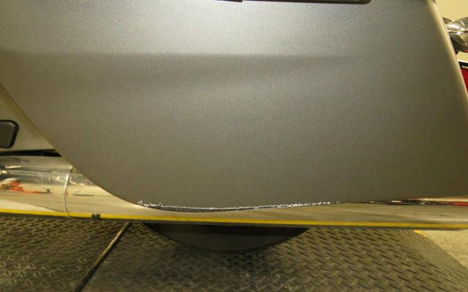 2023 Indian Motorcycle® Challenger® Titanium Smoke