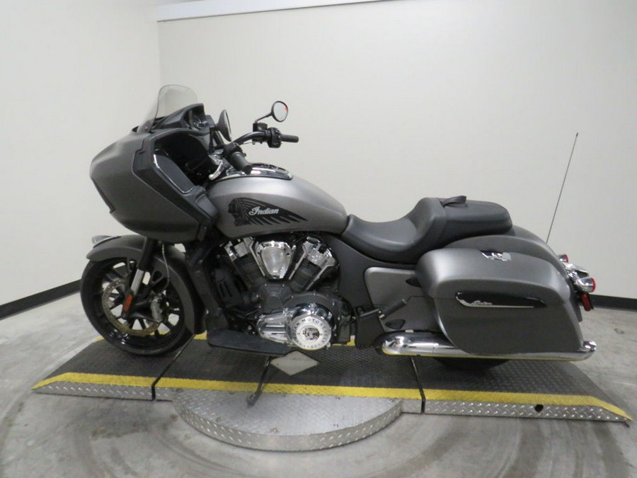 2023 Indian Motorcycle® Challenger® Titanium Smoke