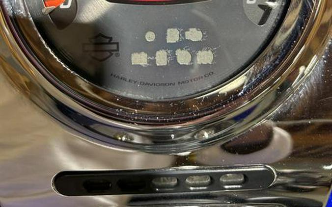 2011 Harley-Davidson CVO™ Softail® Convertible