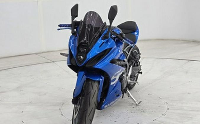 2024 Suzuki GSX 8R