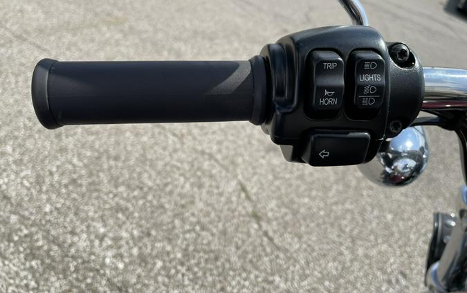 2015 Harley-Davidson® XL883L SuperLow®
