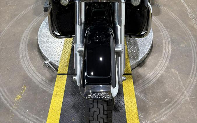 2022 Harley-Davidson Tri Glide Ultra Vivid Black