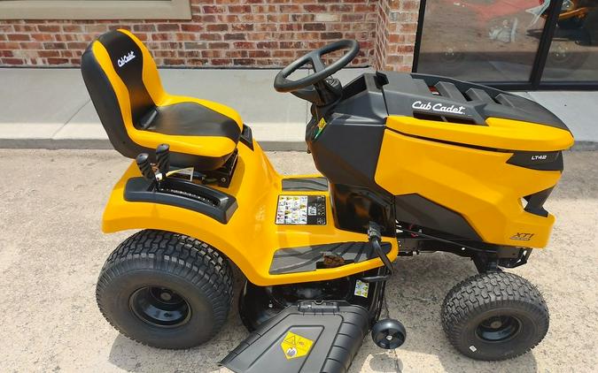 2023 Cub Cadet® Lawn & Garden Tractors XT1 LT42