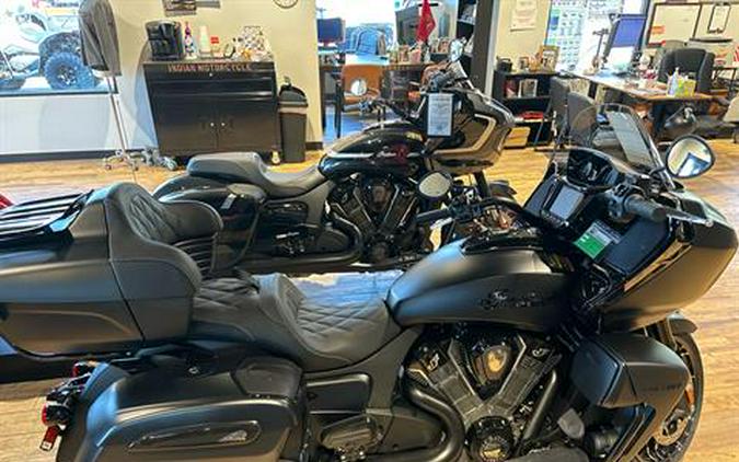 2024 Indian Motorcycle Pursuit® Dark Horse® with PowerBand Audio Package